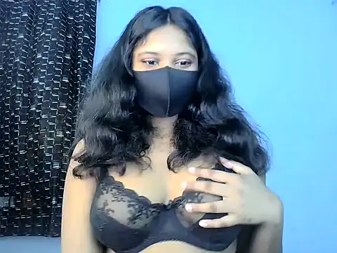 KASHISH SINGH  online show from June 23, 9:18 am