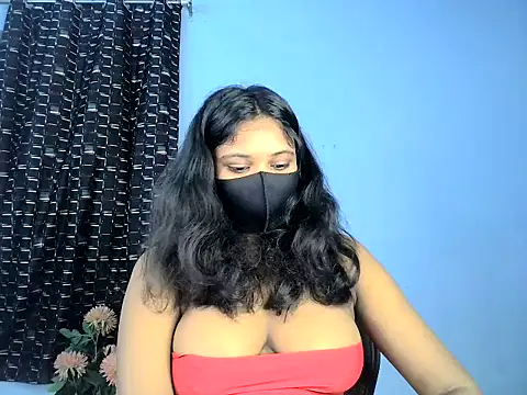 KASHISH SINGH  online show from August 1, 6:28 pm