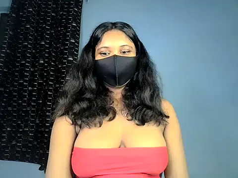 KASHISH SINGH  online show from July 24, 4:58 pm