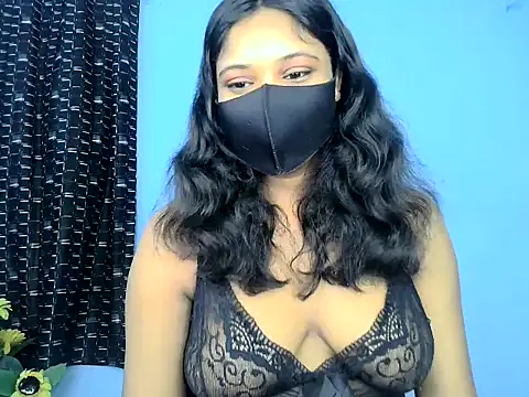 KASHISH SINGH  online show from July 5, 9:27 am