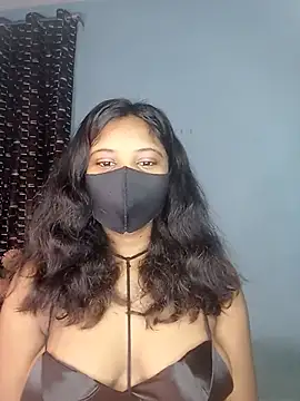 KASHISH SINGH  online show from July 21, 1:01 pm