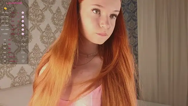 foxy bloomm online show from July 21, 6:31 pm