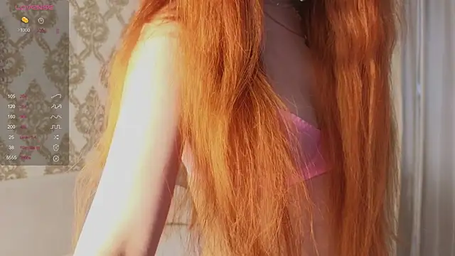 foxy bloomm online show from June 15, 1:33 pm
