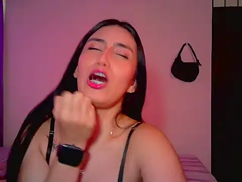 KattySquirtt online show from March 19, 9:26 pm