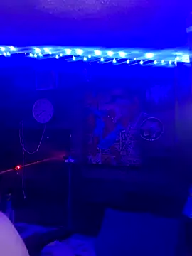 derek0 17 online show from March 9, 8:34 pm