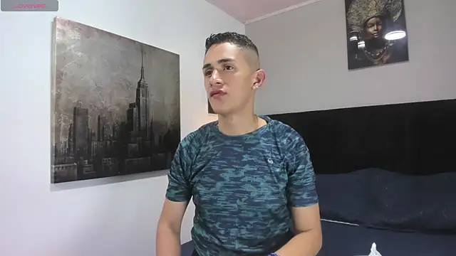 Snapshot of _Alan_Walker_1 chatting on April 26, 5:21 pm Alan Walker 1 online show from April 26, 5:21 pm