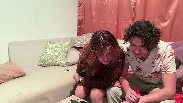 NickMellow online show from May 5, 3:53 am