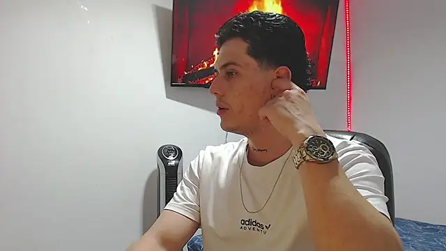 JUAN CAMILOXXX online show from March 16, 2:30 am