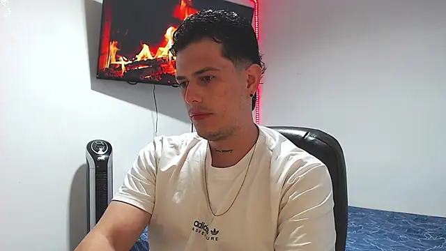 JUAN CAMILOXXX online show from March 25, 3:17 am