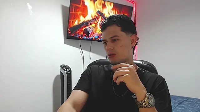 JUAN CAMILOXXX online show from April 14, 4:17 am