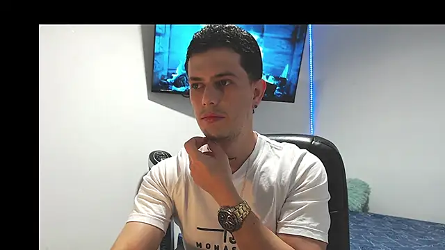 JUAN CAMILOXXX online show from March 13, 12:59 am