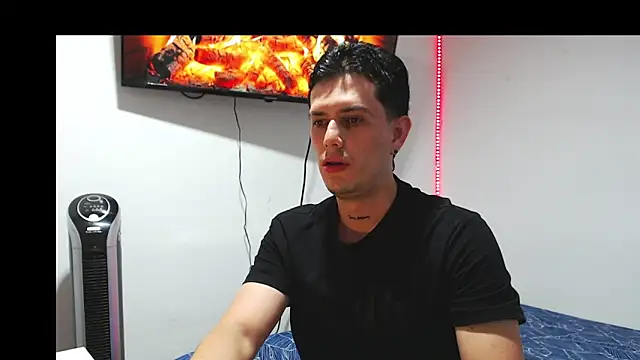 JUAN CAMILOXXX online show from March 12, 3:34 am