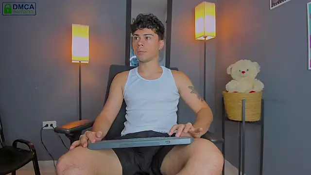 Soft Temptationxx online show from March 21, 1:15 pm