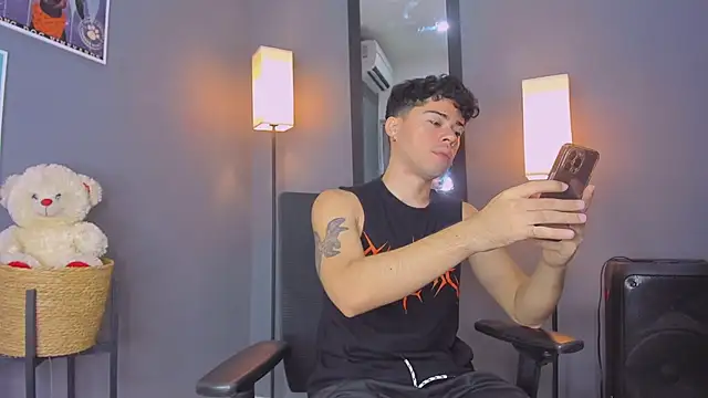 Soft Temptationxx online show from March 11, 12:54 pm