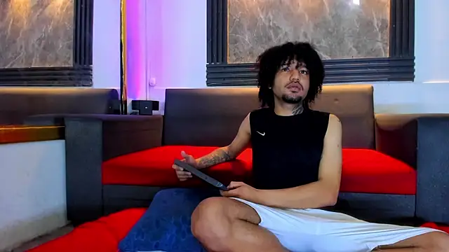 Angelo Blessed online show from May 18, 7:07 pm