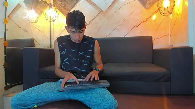 Angelo Blessed online show from June 17, 7:02 pm