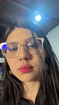 Cloebennet013 online show from June 6, 7:13 am