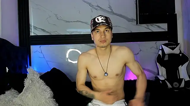 ThiagoFerrero Hot online show from March 18, 12:19 pm