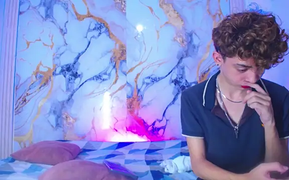 Desire Boys1 online show from March 31, 5:59 pm