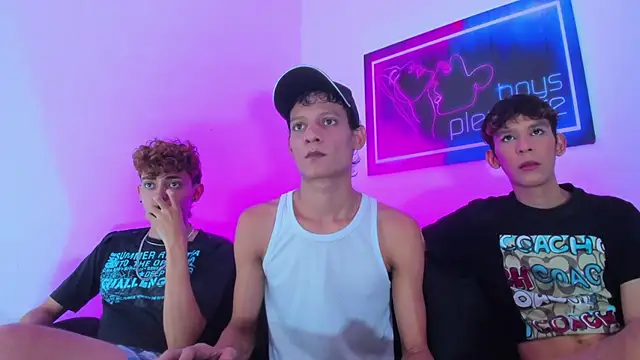 Desire Boys1 online show from March 9, 11:08 pm