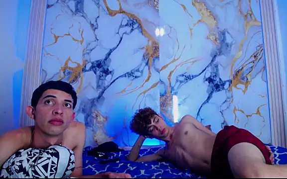 Desire Boys1 online show from April 21, 1:42 am