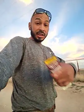 2smooth91 online show from March 19, 1:05 am