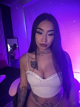 NATHASHA EC online show from April 14, 1:49 pm