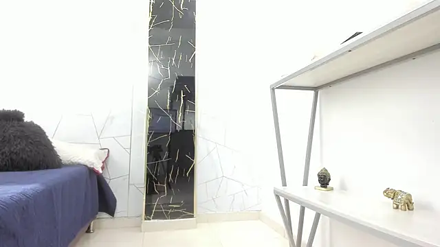 Valentin Lux online show from April 8, 4:03 am