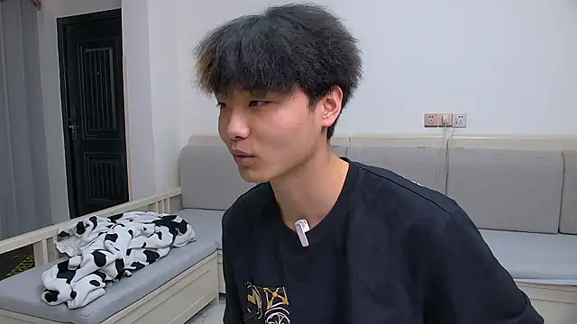 icecream-002 online show from March 12, 10:30 am