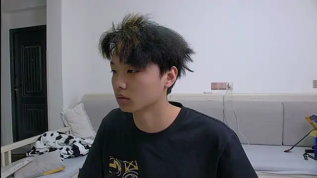 icecream-002 online show from March 15, 7:04 am