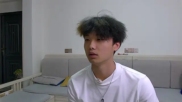 icecream-002 online show from March 30, 3:41 am