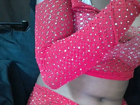 Couplehot00 online show from June 15, 6:51 pm
