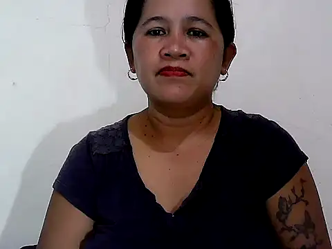 lovelycutiepie2026 online show from June 27, 10:54 am