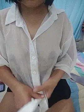 Snapshot of Sweet-cum425 chatting on May 24, 5:24 pm Sweet-cum425 online show from May 24, 5:24 pm