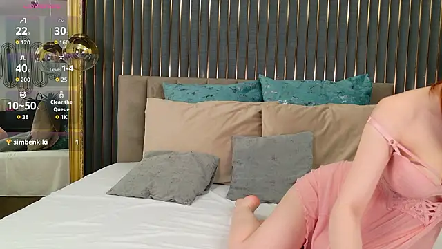 SophieFinn online show from March 27, 8:43 pm