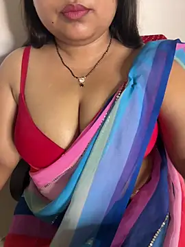 ms daizy online show from May 15, 2:15 pm