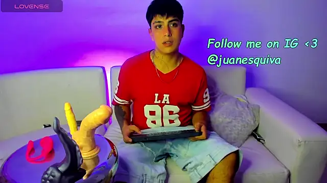 ThomasThundr online show from April 18, 5:54 am
