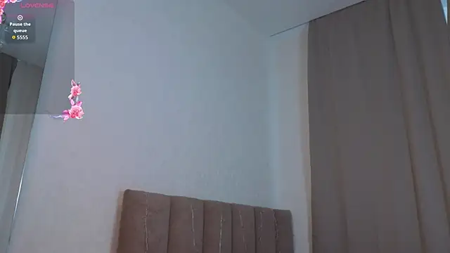 SoLefeld online show from April 22, 1:23 am