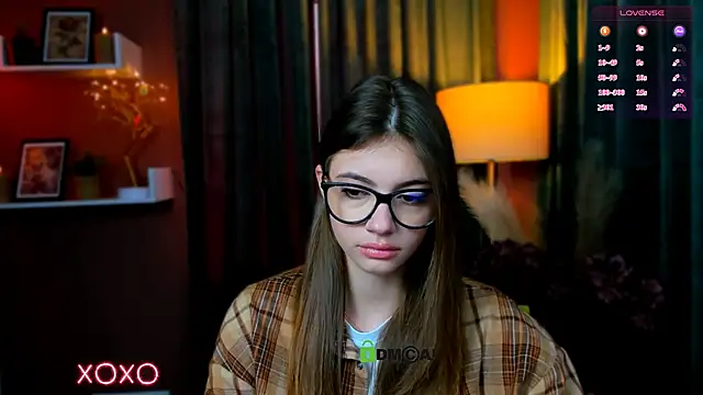 mia bamby1 online show from April 14, 5:01 am