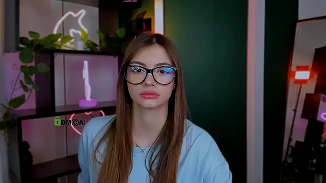 mia bamby1 online show from April 1, 5:20 am