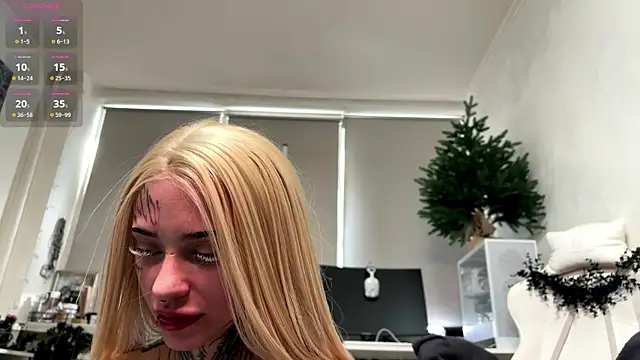 KizzieSherbert online show from April 9, 1:39 pm