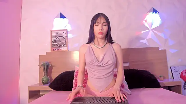KittyVelve online show from May 4, 1:14 pm