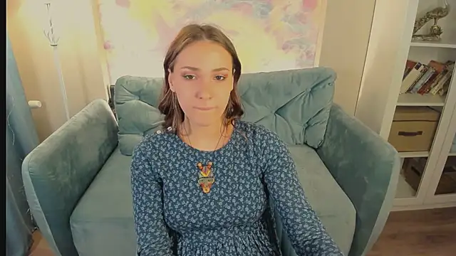 Snapshot of MirageAnn chatting on May 4, 1:36 pm MirageAnn online show from May 4, 1:36 pm