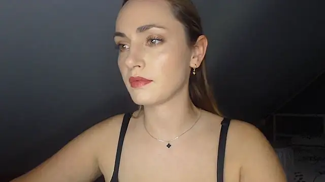 ScarlettSensitive online show from May 29, 6:19 am