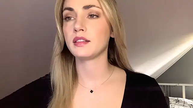 ScarlettSensitive online show from May 4, 2:31 pm