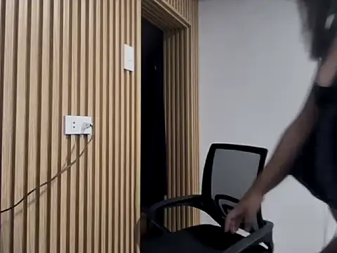  georgiax  online show from April 8, 8:21 pm