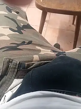 05lolo online show from April 26, 1:30 pm