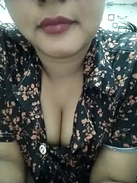 Chandrika Yadav online show from May 4, 5:05 pm