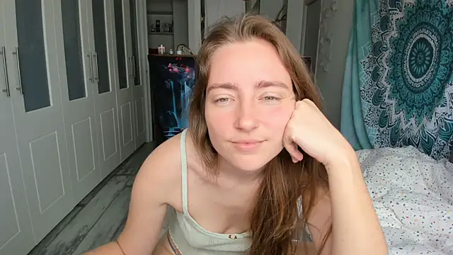 LiaSasha online show from April 28, 11:47 am