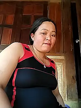 Min-in online show from April 20, 9:23 am